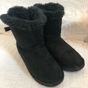 Ugg boots, black, good condition